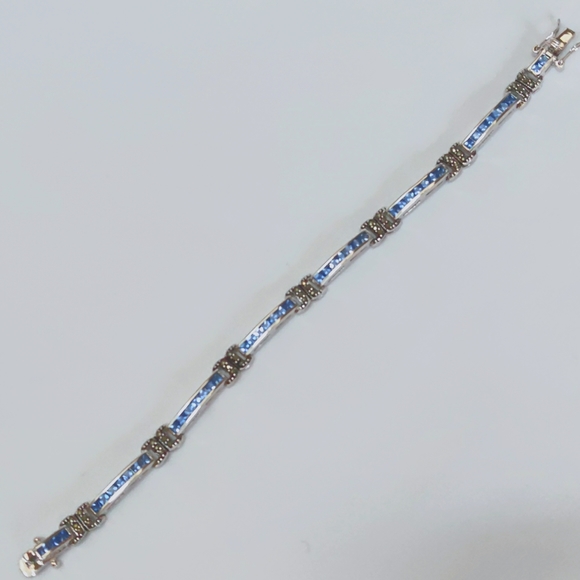 Blue Rhinestone Bracelet - Picture 2 of 9
